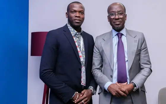 Représentant de H DATA Solutions au forum d'affaires Ambition Africa 2024 à Paris